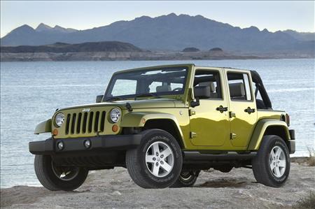 Jeep Wrangler Unlimited 2008 - Dog Car For The Off-Roading Outdoorsmen -  Puppy In Training